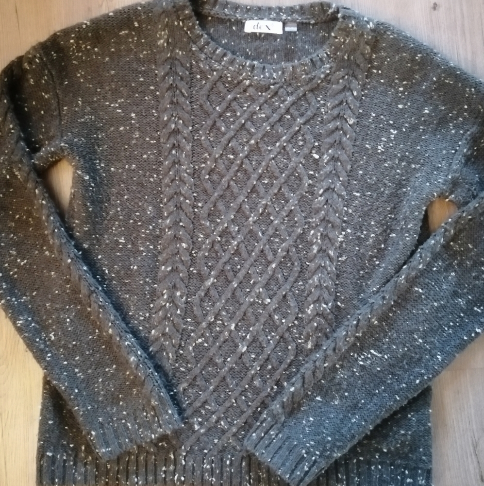 DEX knit sweater